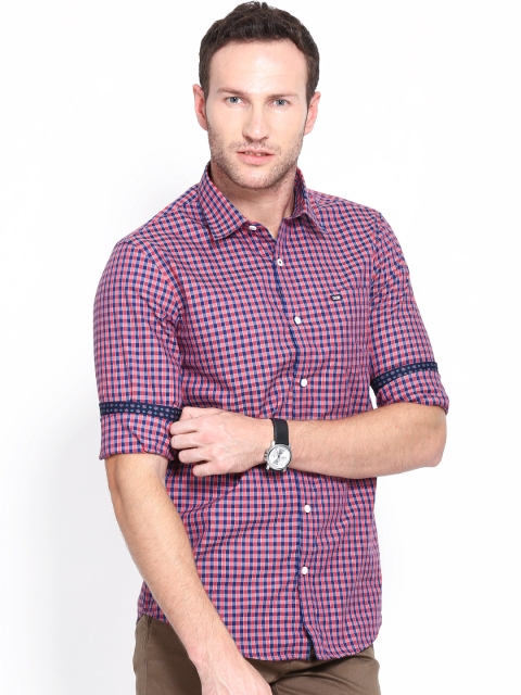 

Arrow Sport Men Pink & Blue Checked Hudson Fit Casual Shirt
