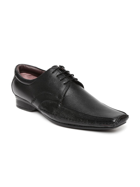 

Clarus Men Black Leather Formal Shoes