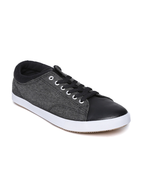 

New Look Men Black & Grey Casual Shoes
