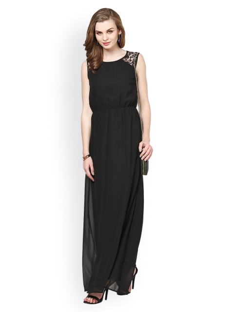 

La Zoire Black Maxi Dress