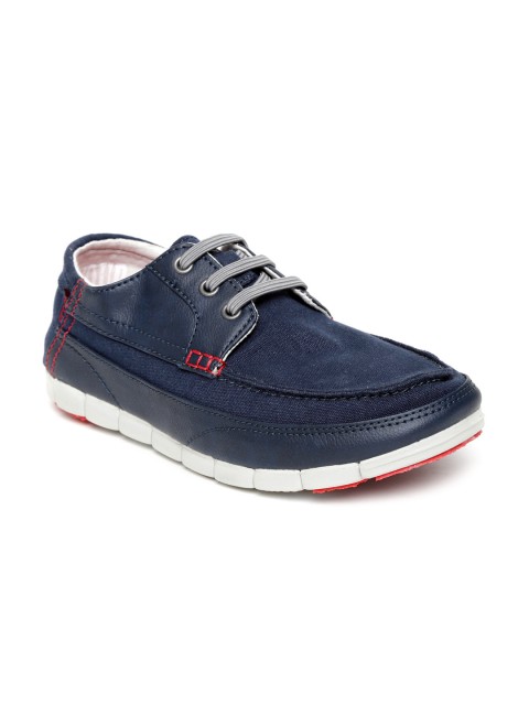 

Crocs Men Navy Casual Shoes, Navy blue