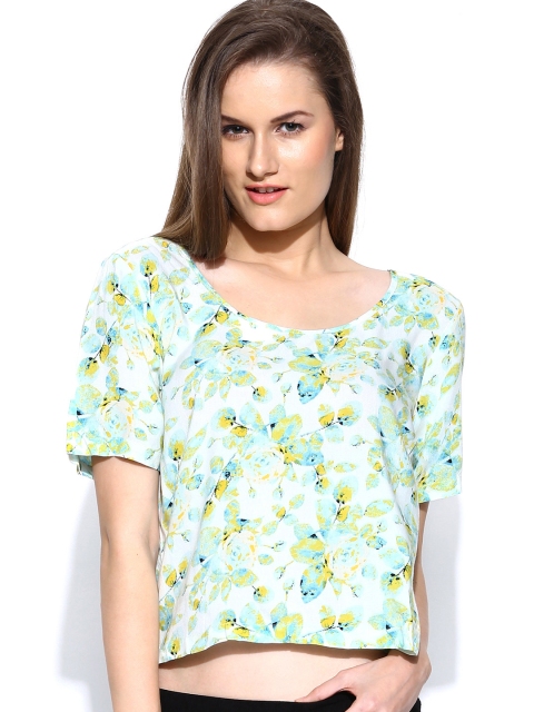 

Vero Moda Women White & Blue Printed Crop Top