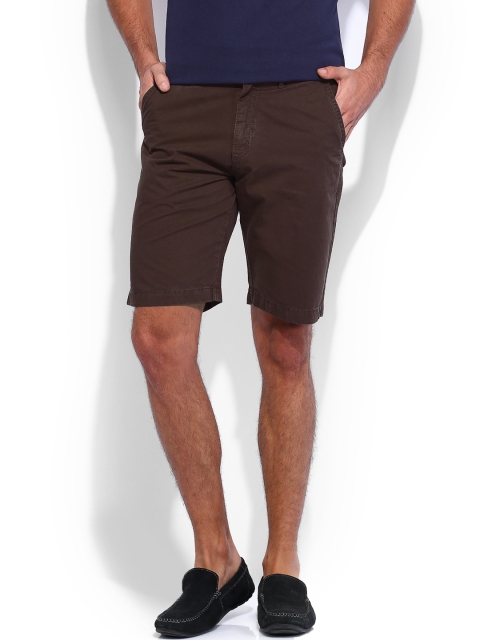 

IZOD Men Brown Shorts
