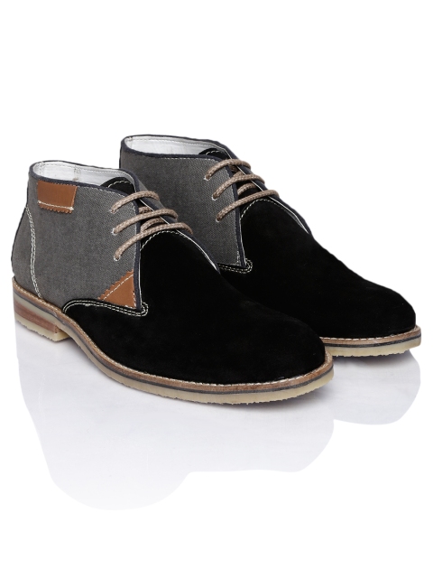 

Numero Uno Men Black & Grey Suede Casual Shoes