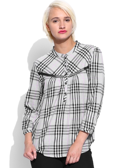 

U.S. Polo Assn. Women Grey & Off-White Printed Top