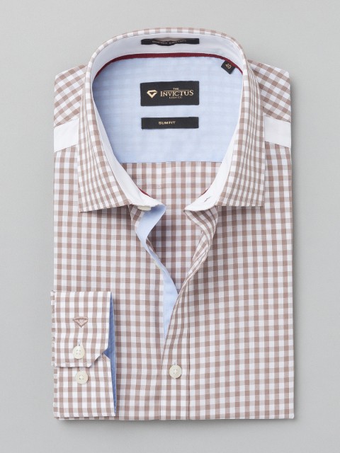 

INVICTUS Men White & Brown Checked Slim Fit Semiformal Shirt