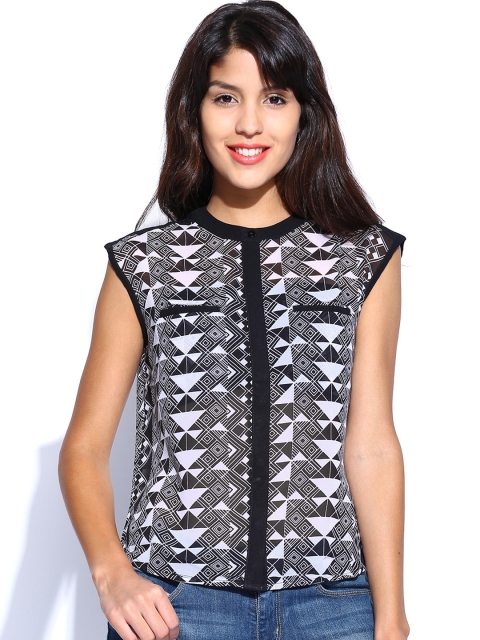 

Pepe Jeans Women Black & White Printed Top
