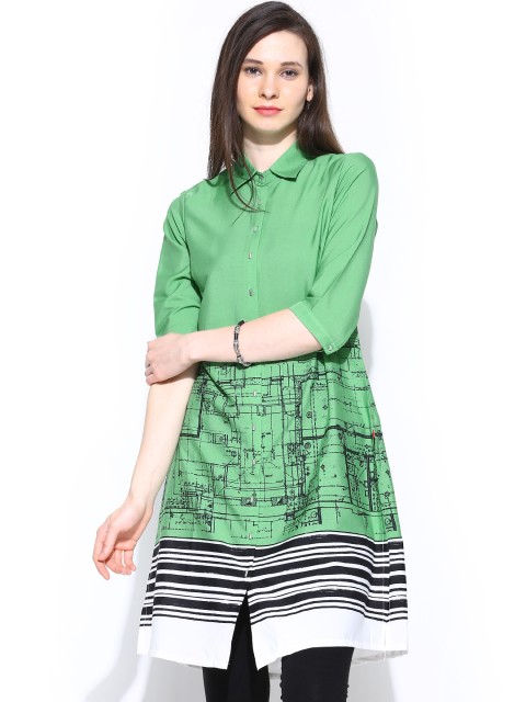 

W Women Green Printed Kurta