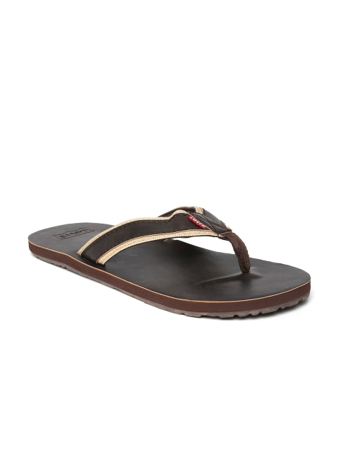 

Levis Men Dark Brown Flip-Flops