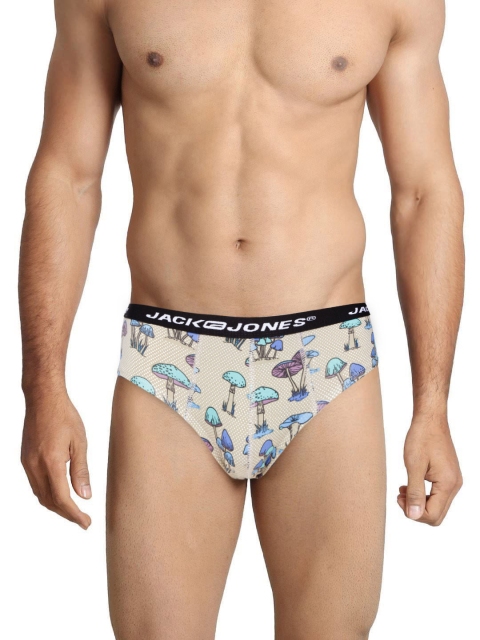 

Jack & Jones Men Beige Printed Briefs 1722929001