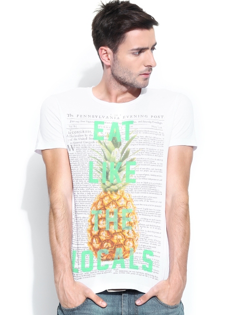 

United Colors of Benetton Men White Printed T-shirt