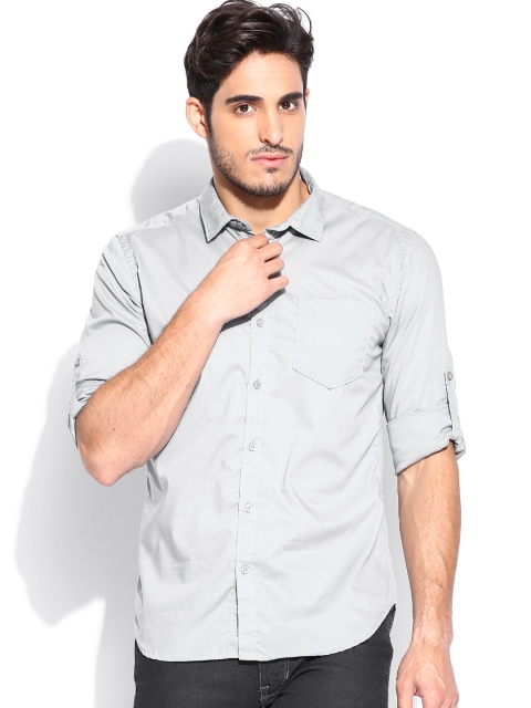 

Highlander Men Grey Slim Fit Casual Shirt
