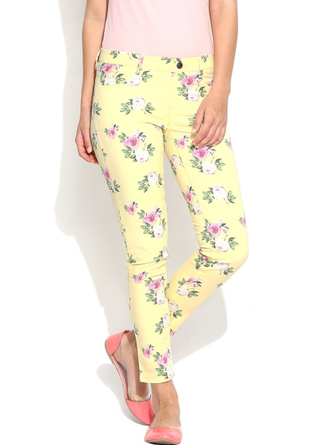 

United Colors of Benetton Women Yellow Floral Printed Slim Fit Ankle-length Jeggings