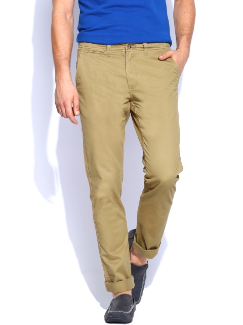 

Arrow Sport Men Khaki Chrysler Fit Chino Trousers
