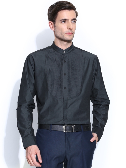 

Blackberrys Men Charcoal Grey Slim Fit Semiformal Shirt