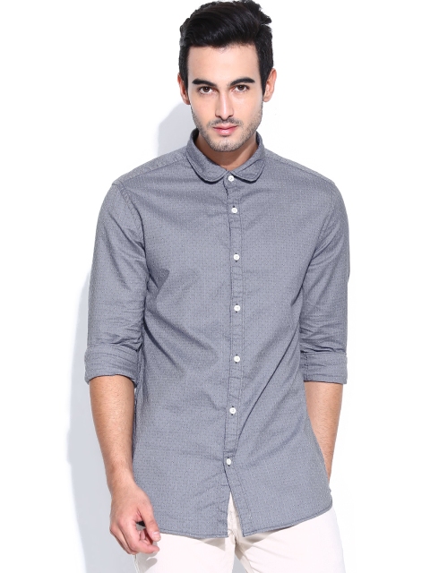 

Blackberrys Men Grey Trim Fit Casual Shirt