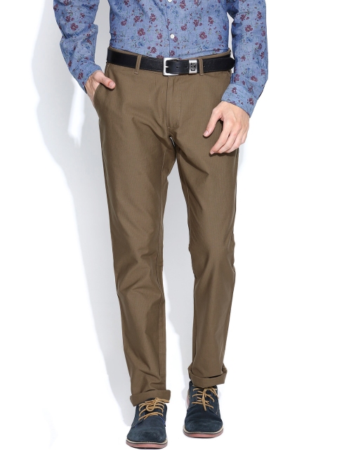

Blackberrys Men Brown Sharp Fit Casual Trousers