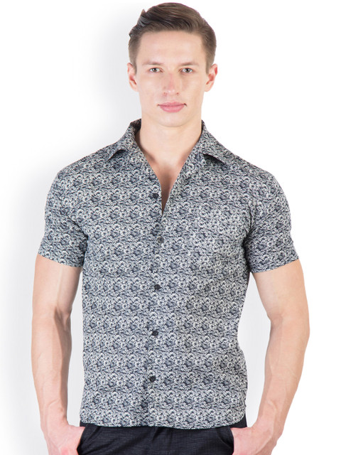 

Hypernation Men Black Printed Casual Shirt
