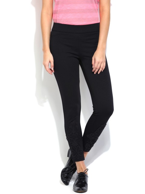 

ONLY Women Black Treggings