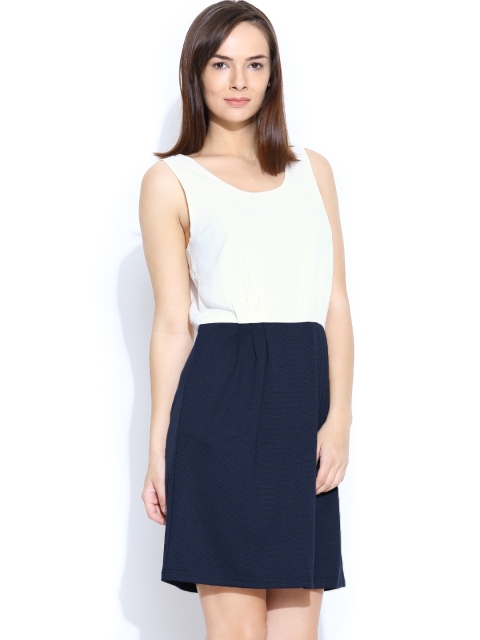 

Vero Moda White & Navy Sheath Dress