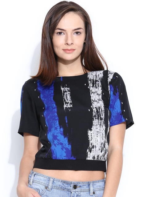 

Vero Moda Women Black & Blue Printed Crop Top
