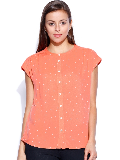 

Levis Peach-Coloured Printed Shirt