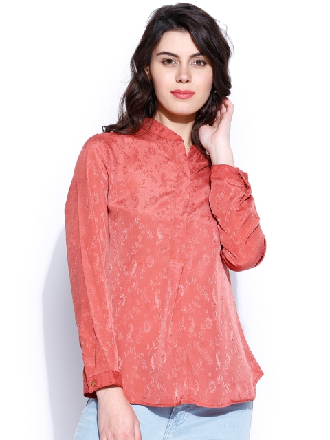 

Tokyo Talkies Mineral Red Top