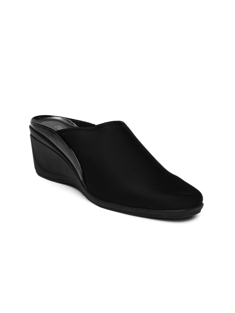 

Rocia Women Black Solid Wedges