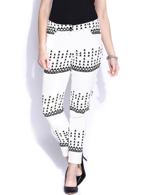 

Akkriti by Pantaloons Off-White Printed Trousers