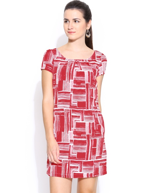 

Annabelle by Pantaloons Red Printed Shift Dress