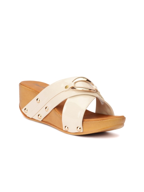 

Bruno Manetti Cream-Coloured Flatforms