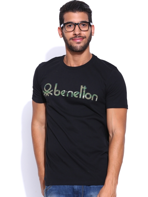 

United Colors of Benetton Black Printed T-shirt