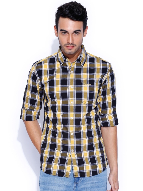 

Wrangler Black & Yellow Checked Casual Shirt