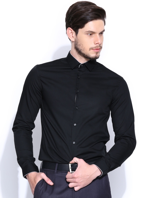 

Celio Black Slim Fit Semiformal Shirt