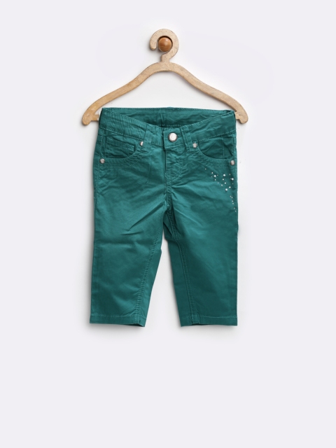 

Gini and Jony Girls Green Regular Fit Solid Capris