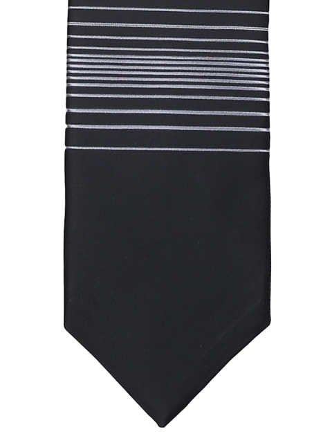 

Alvaro Castagnino Black Tie