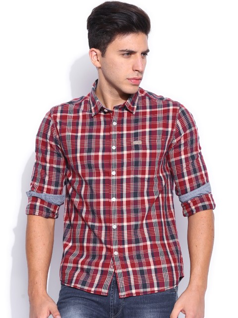 

Flying Machine Red & Navy Checked Casual Shirt