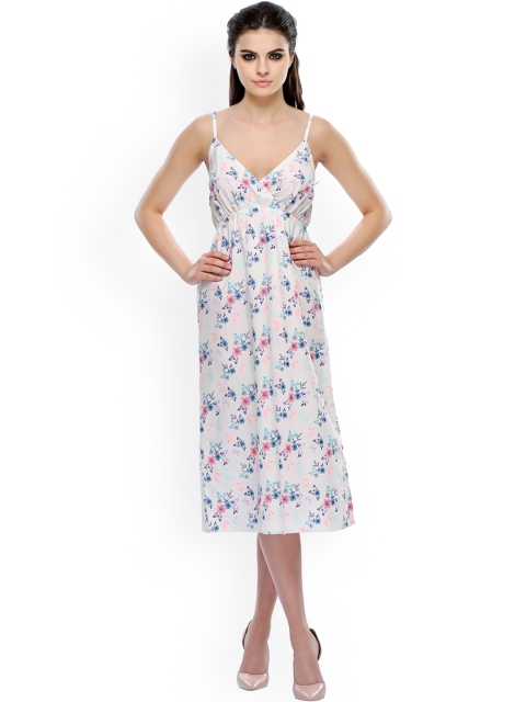 

Clovia White Floral Print Nightdress NS0378P18