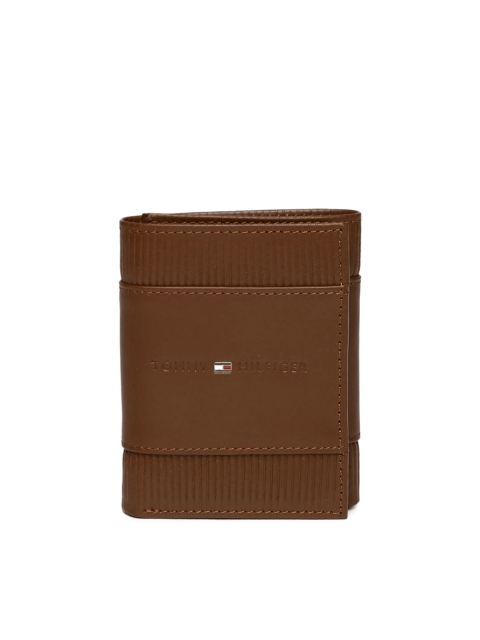 

Tommy Hilfiger Men Brown Leather Wallet