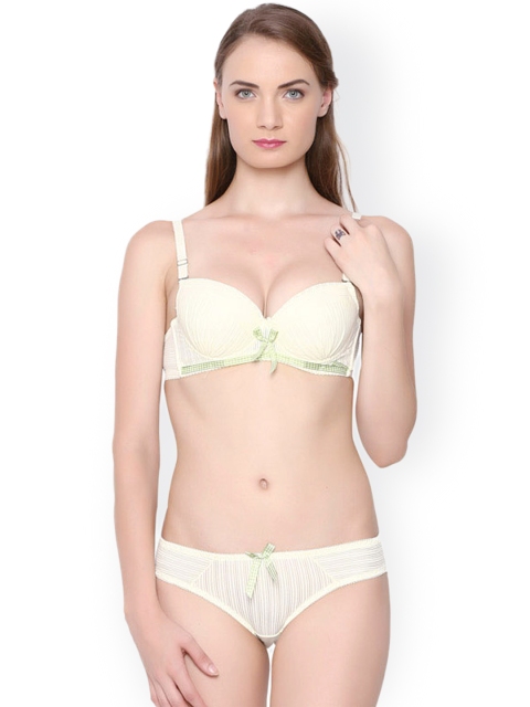 

Da Intimo Cream-Coloured Lingerie Set DI-448