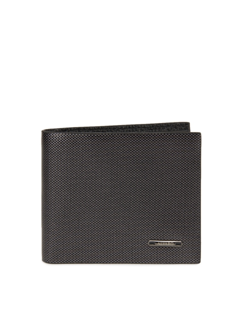 

Alvaro Castagnino Men Metallic Black Wallet