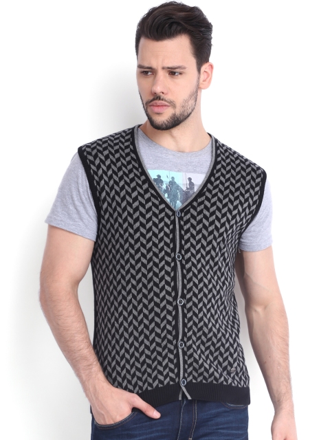 

Arrow New York Men Black & Grey Sweater