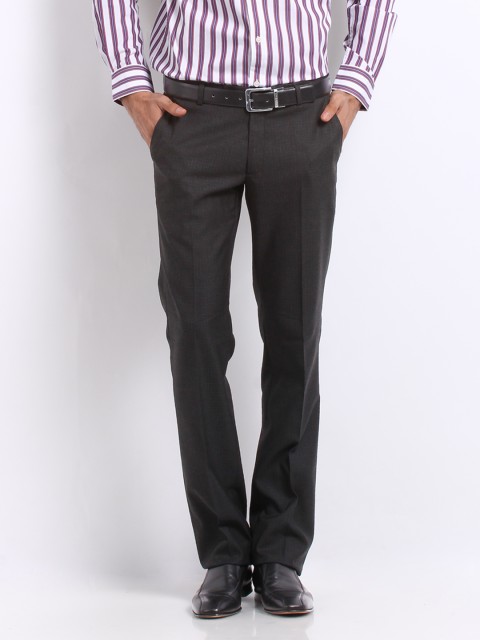 

Arrow New York Men Charcoal Grey Checked Slim Fit Formal Trousers
