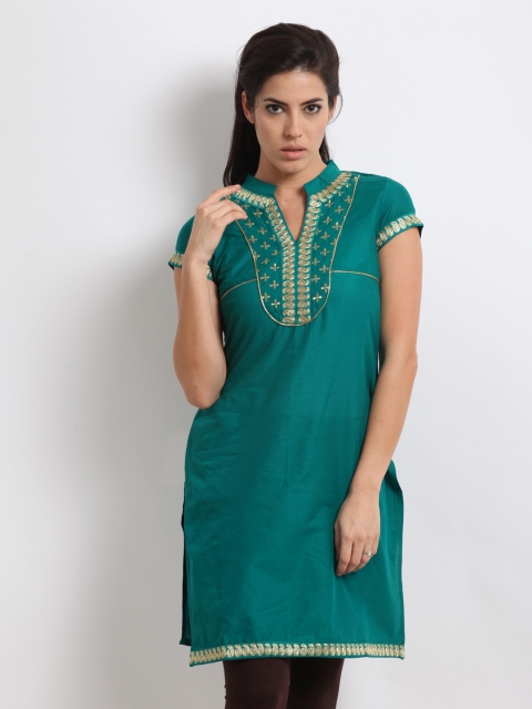 

Aurelia Women Green Zari Embroidered Kurta