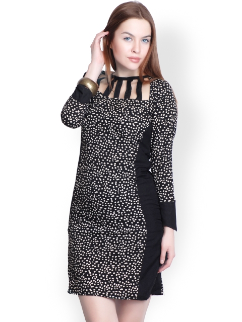 

Belle Fille Black & White Printed Sheath Dress