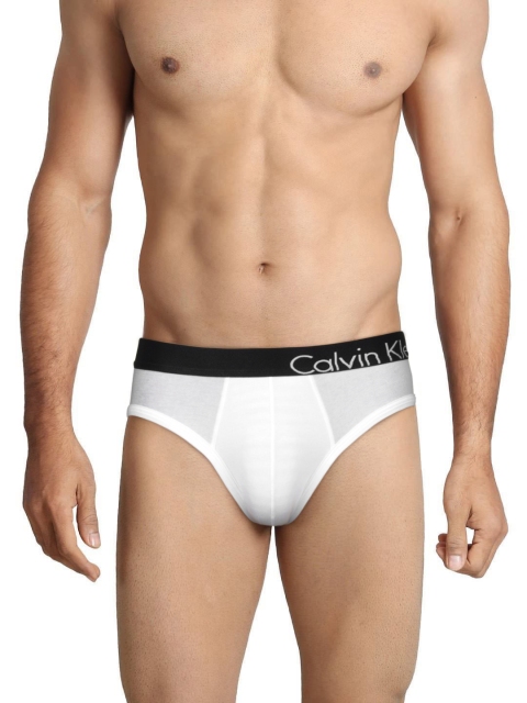 

Calvin Klein Innerwear Men White Hip Briefs U8901d