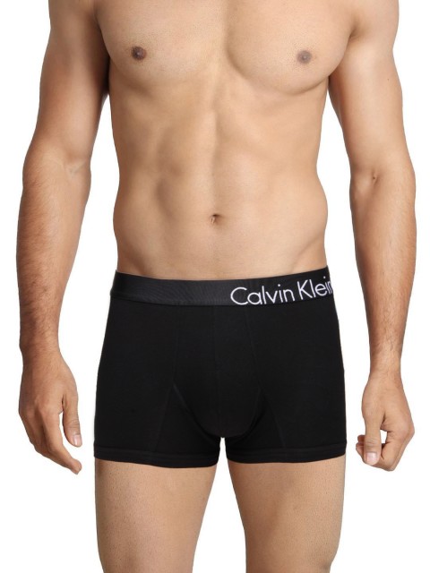 

Calvin Klein Innerwear Men Black Trunks U8902D