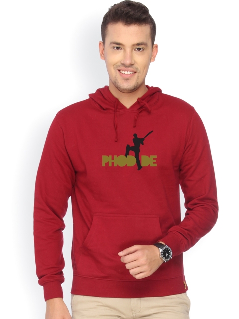 

Campus Sutra Men Maroon Printed Hooded Sweatshirt