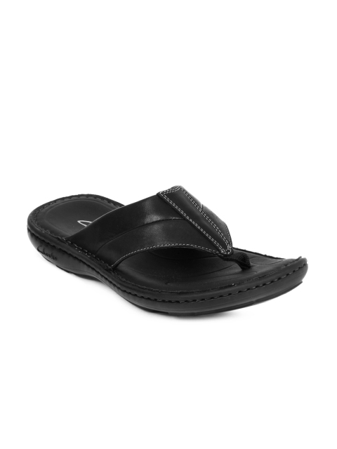 

Clarks Men Black Leather Sandals