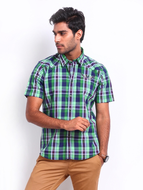

Colt Men Green Checked Contemporary Fit Casual Shirt